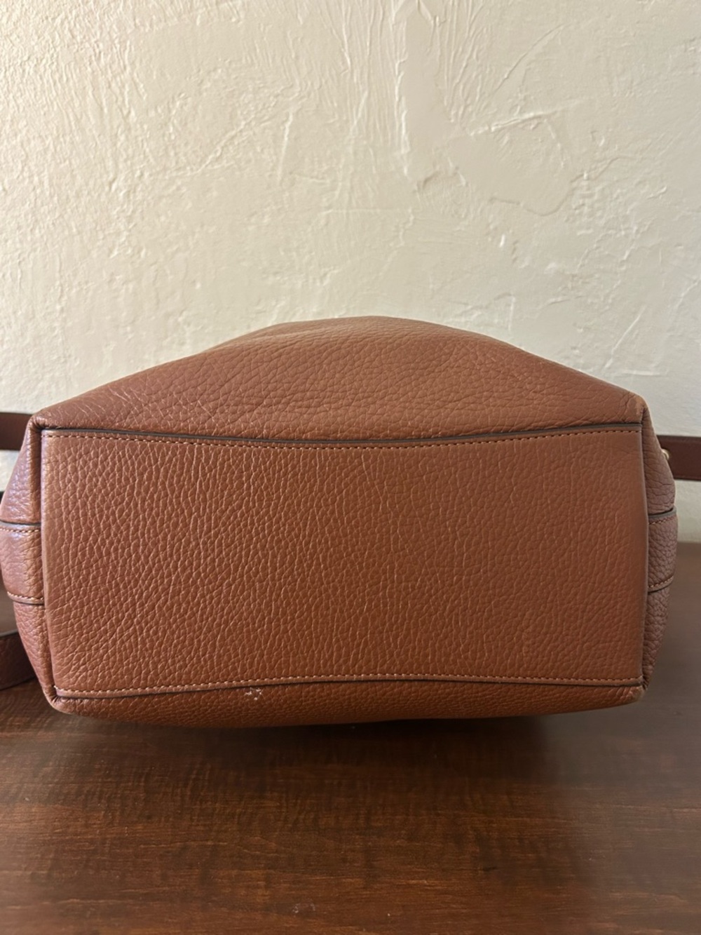 Coach Tan Pebbled Leather Tote with Gold Logo - Picture 8 of 9